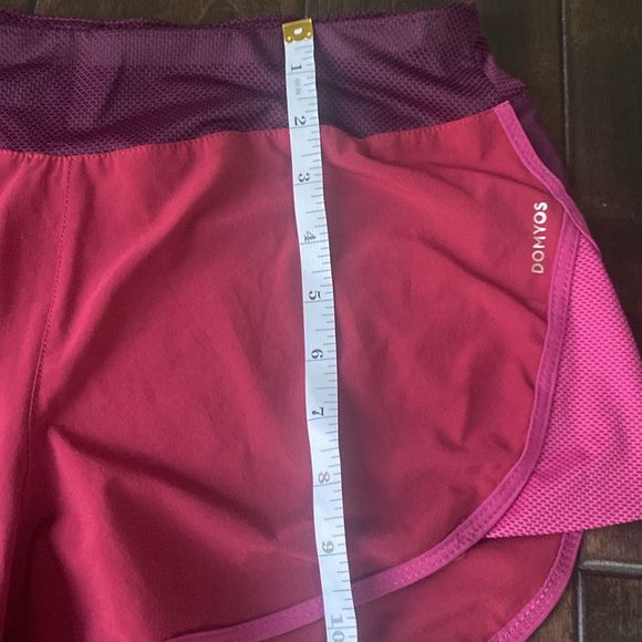 Domyos running shorts size M-L - Picture 3 of 3
